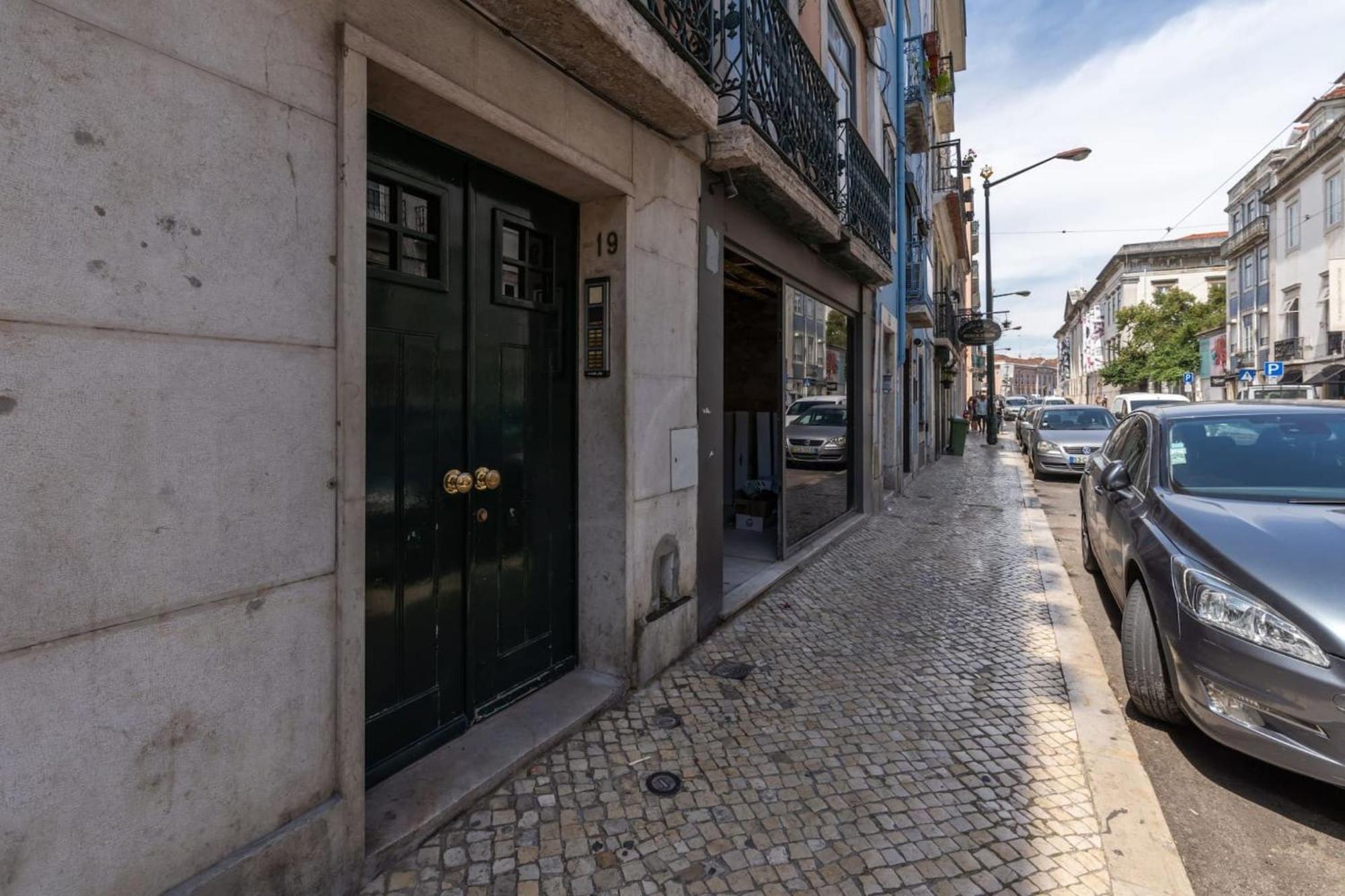 Principe Real Spacious Delight By Innkeeper Lisbon Bagian luar foto