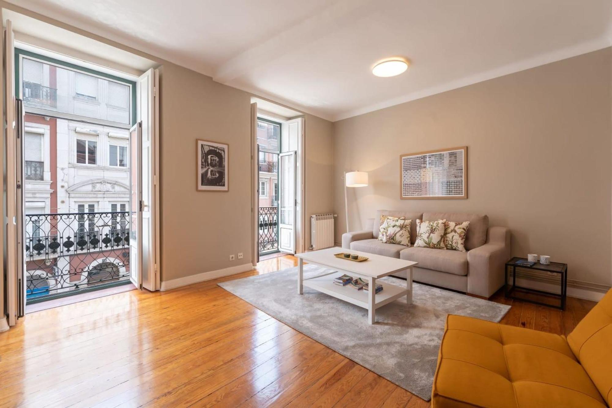 Principe Real Spacious Delight By Innkeeper Lisbon Bagian luar foto